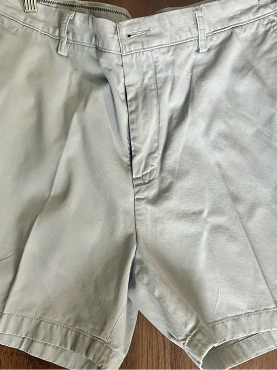 Brooks Brothers Women's Cream-White Bermuda Shorts - Picture 10 of 11